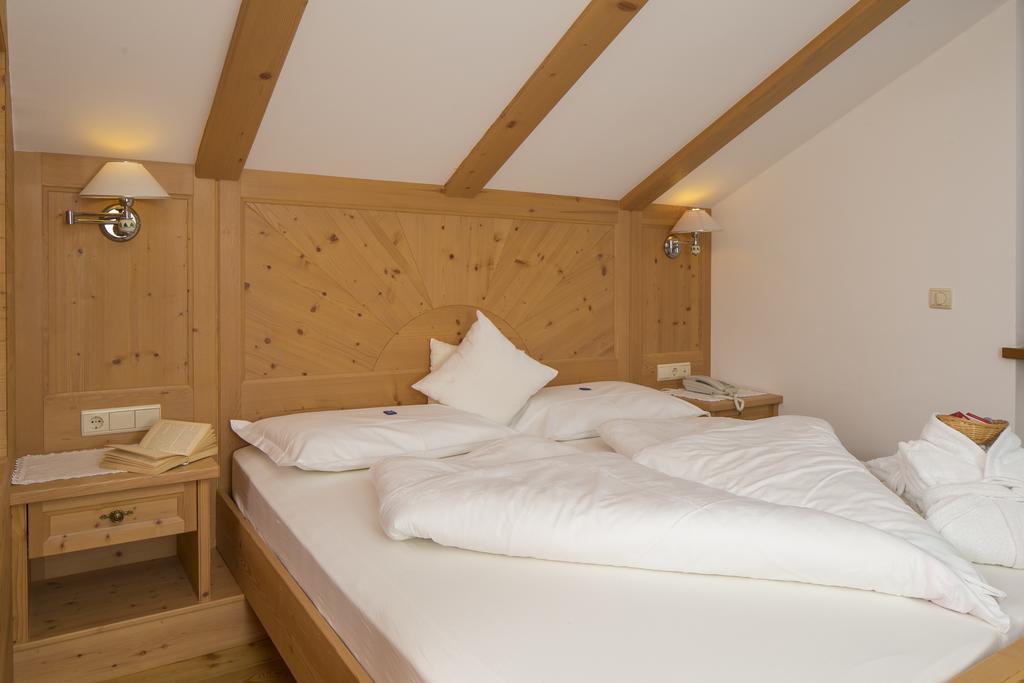 Naturhotel Miraval Perca Extérieur photo