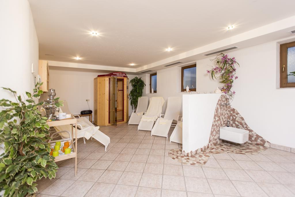 Naturhotel Miraval Perca Extérieur photo
